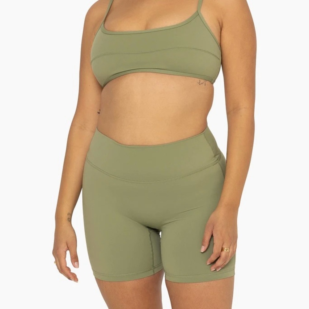 SET Active Pistachio Green Biker Shorts